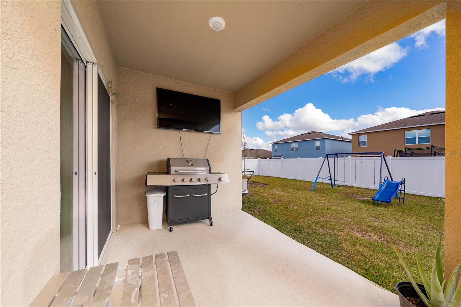 Image 32 of 36 For 1511 Wax Myrtle Way