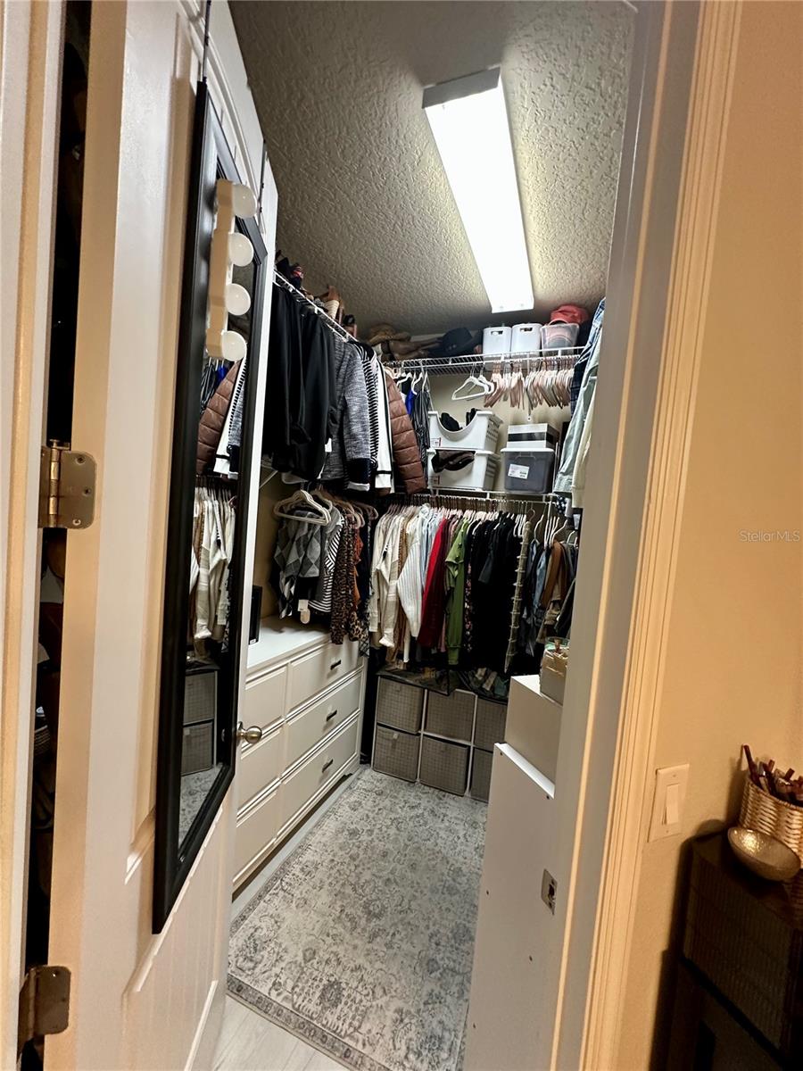 Image 10 of 37 For 13312 Longacre Drive