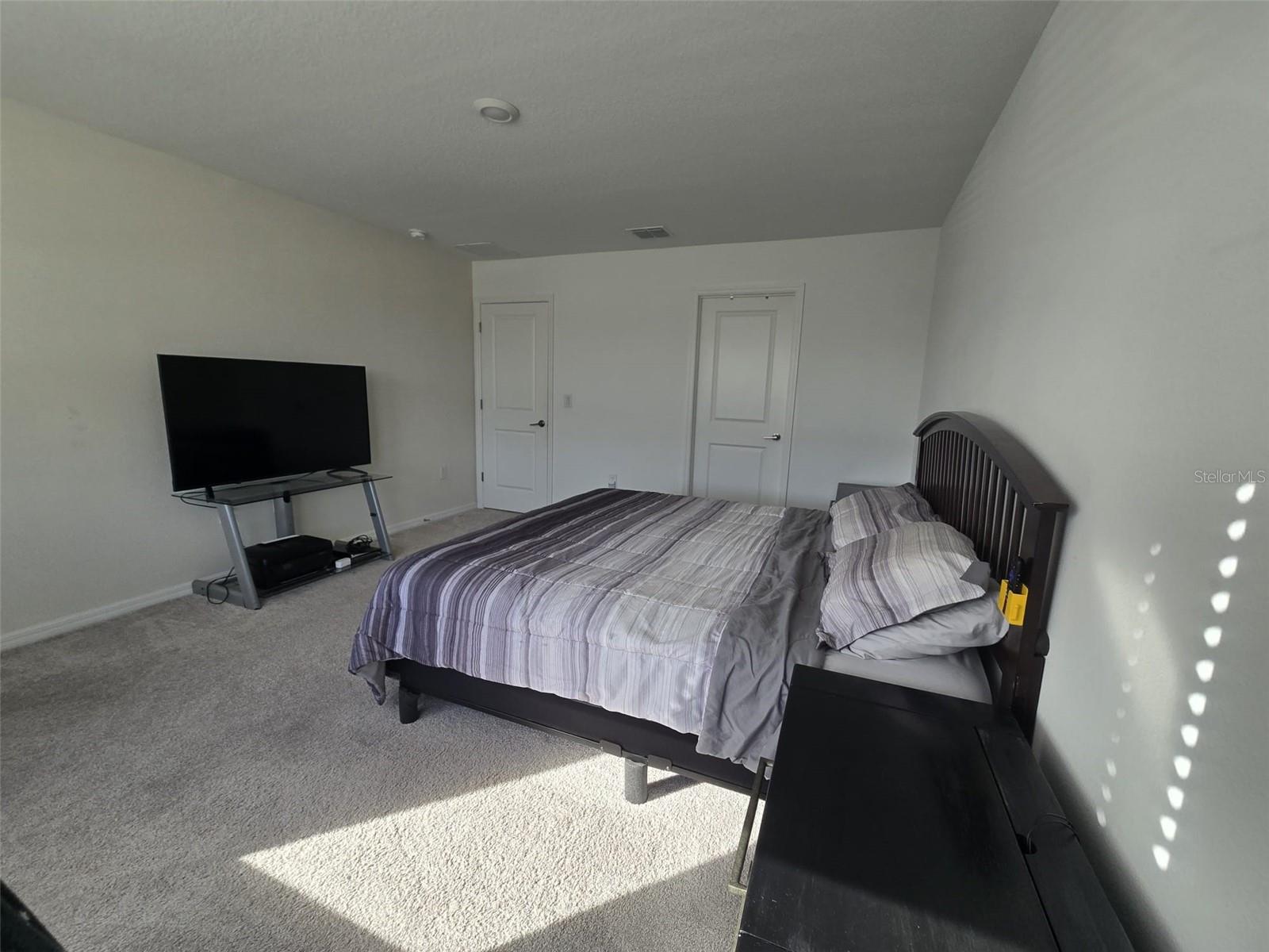 Image 7 of 21 For 2624 Penguin Boulevard N-a