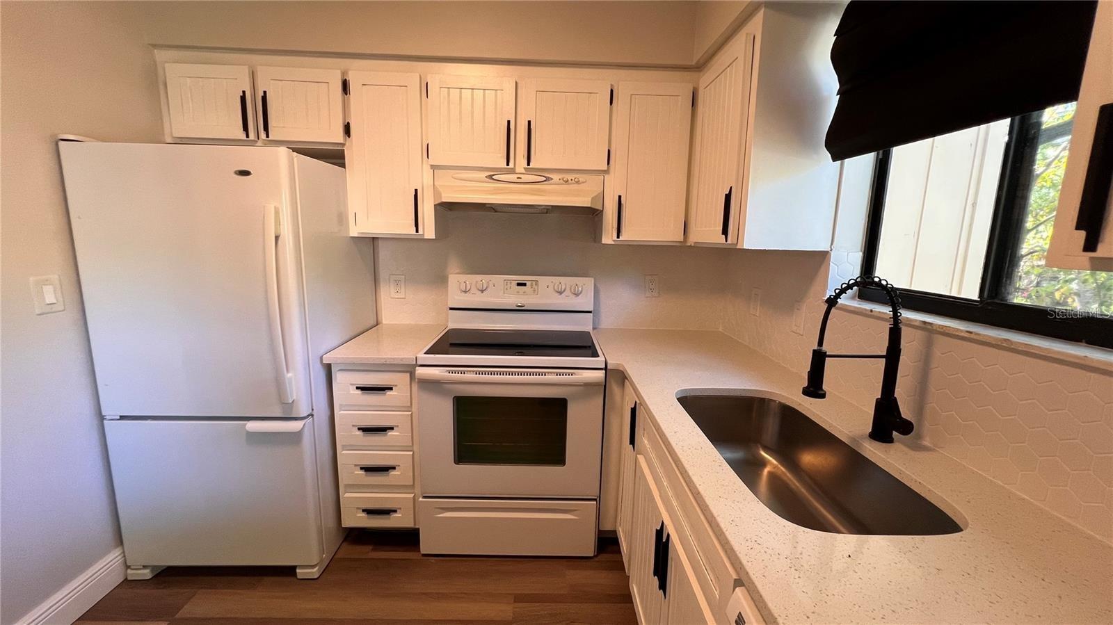 Image 3 of 37 For 1716 Foxhall Circle 1716