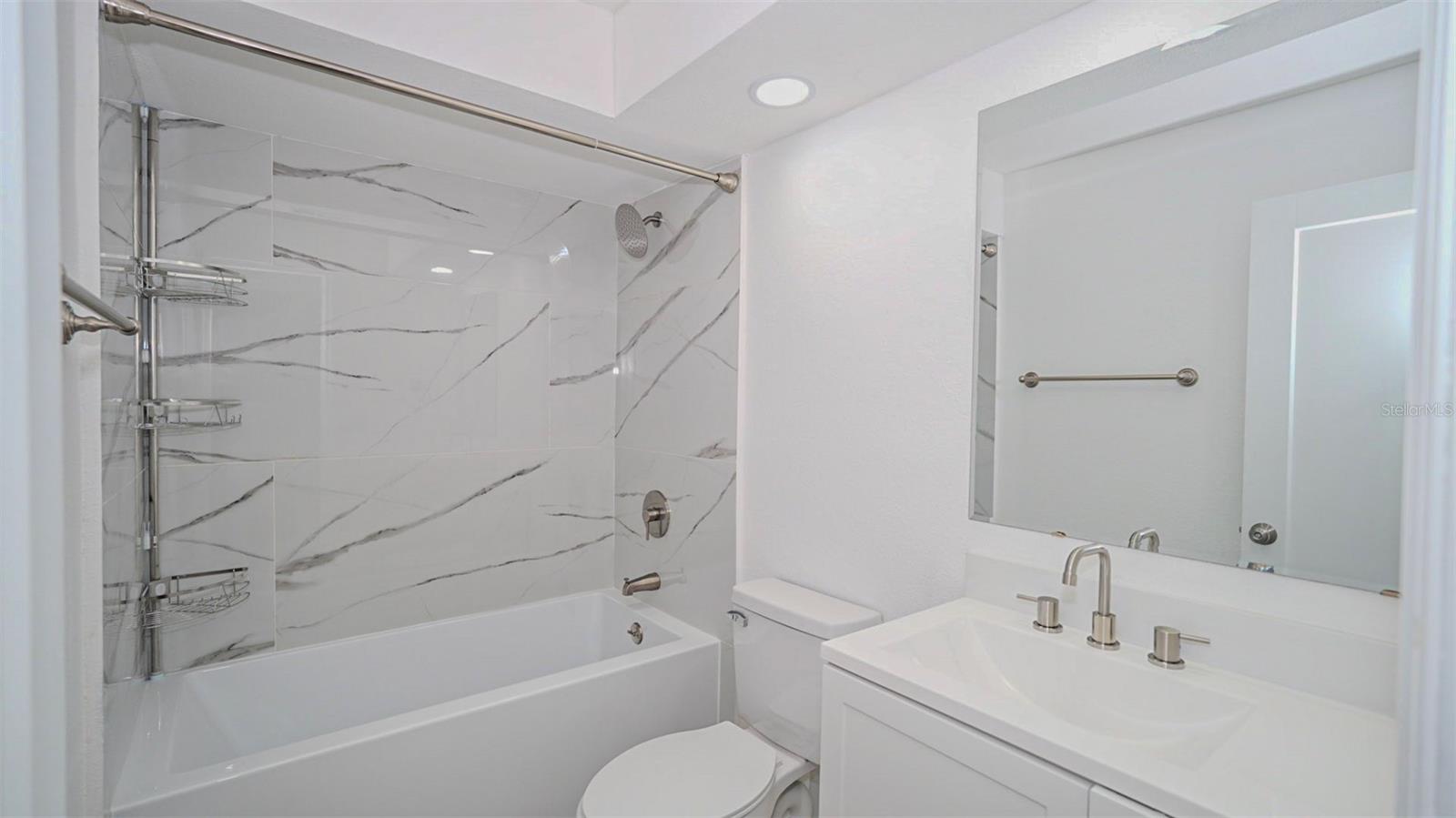 Image 16 of 19 For 4368 Lake Parkway 203