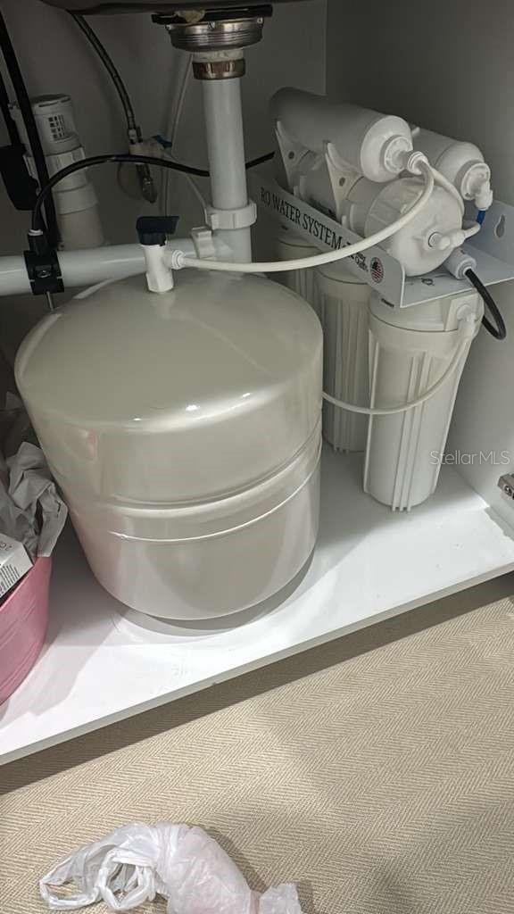 Image 9 of 20 For 407 Ranier Avenue