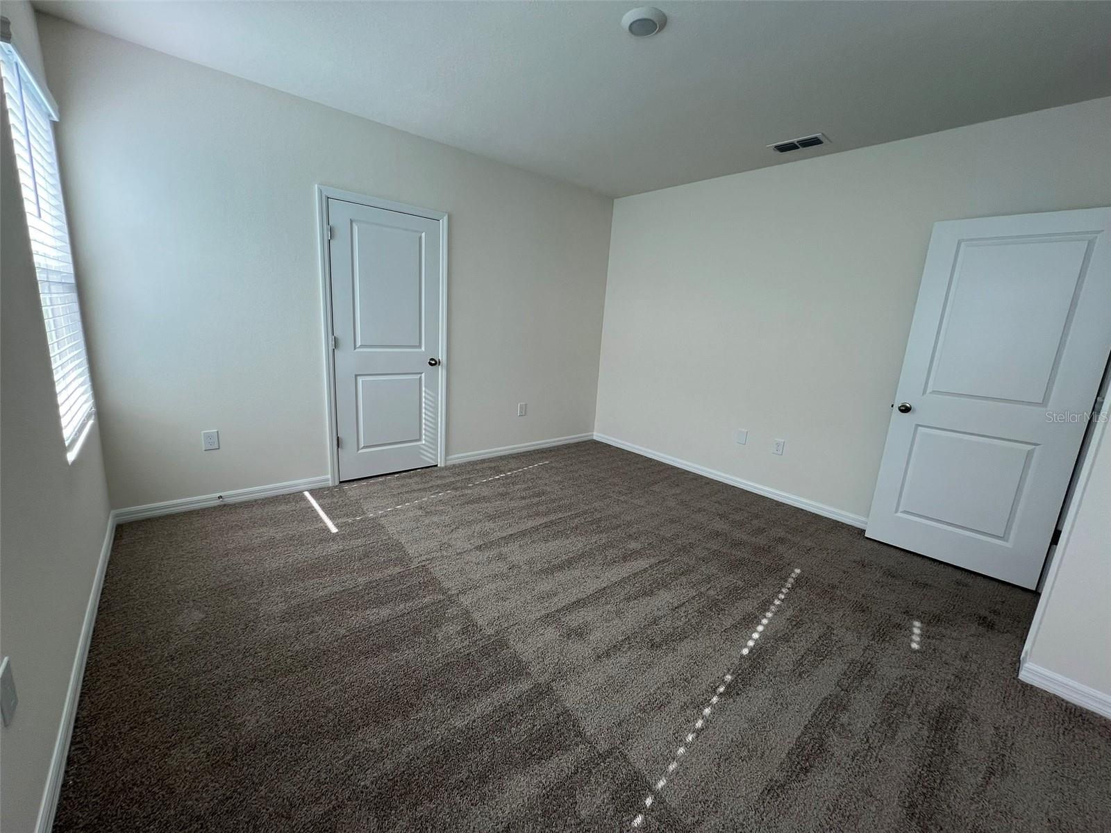 Image 11 of 27 For 1508 Ellesmere Avenue