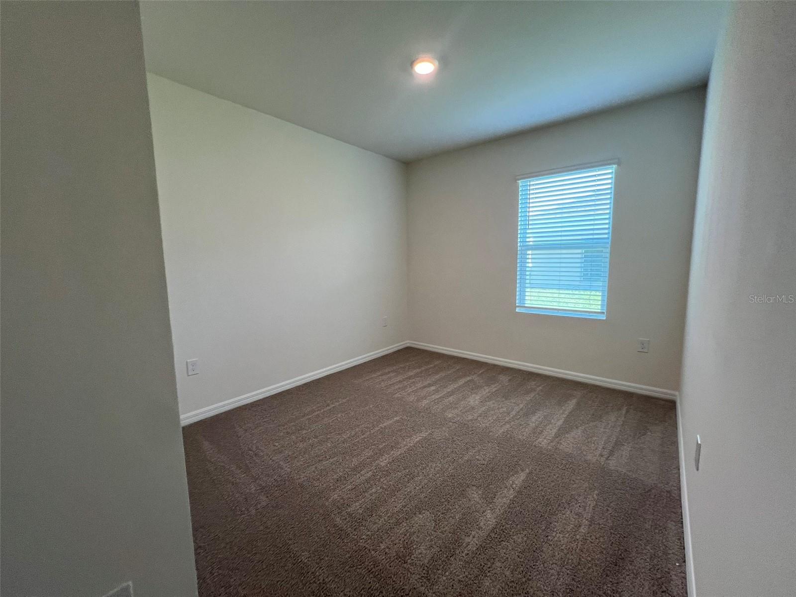 Image 16 of 27 For 1508 Ellesmere Avenue