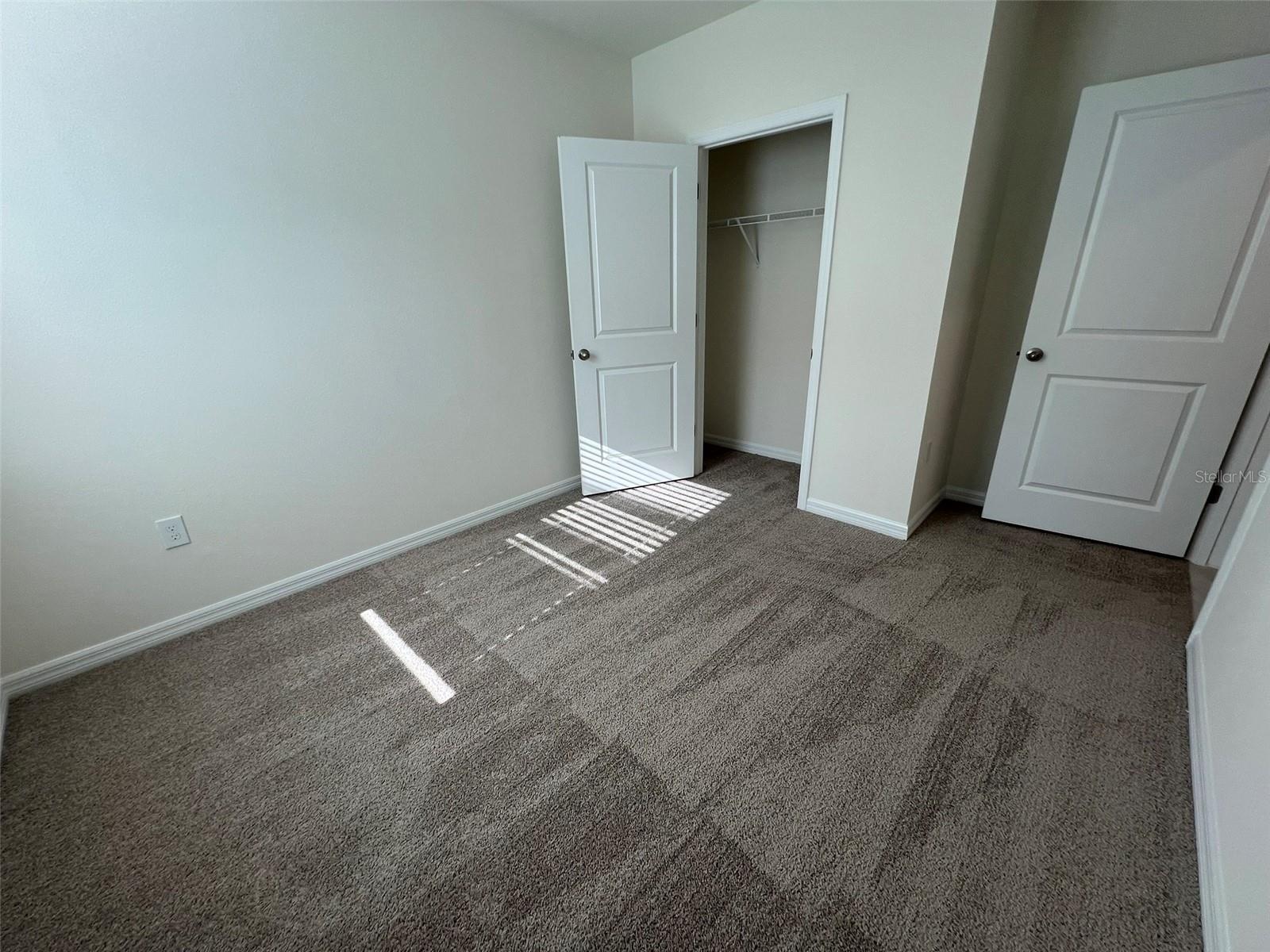 Image 18 of 27 For 1508 Ellesmere Avenue