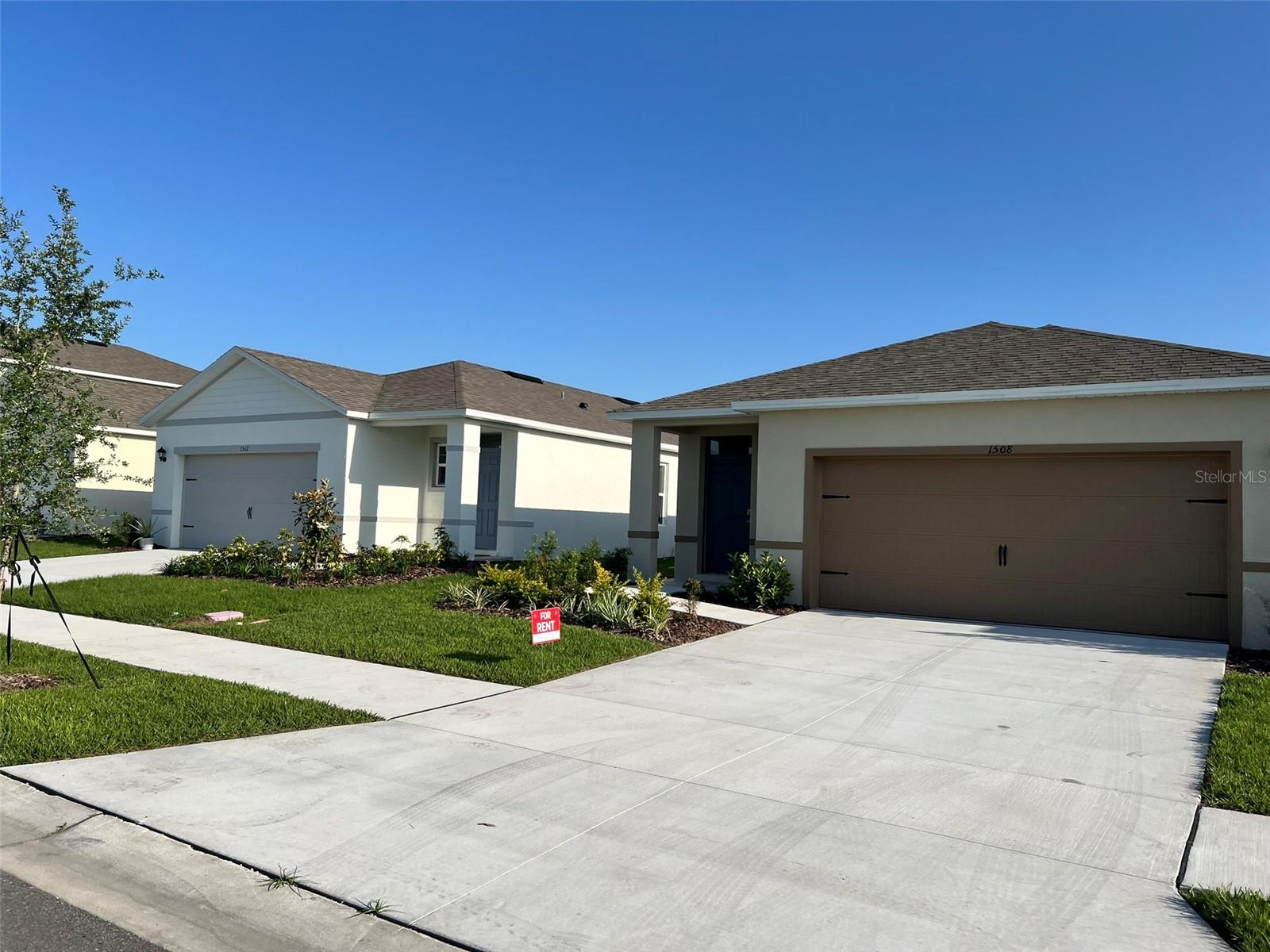 Image 2 of 27 For 1508 Ellesmere Avenue