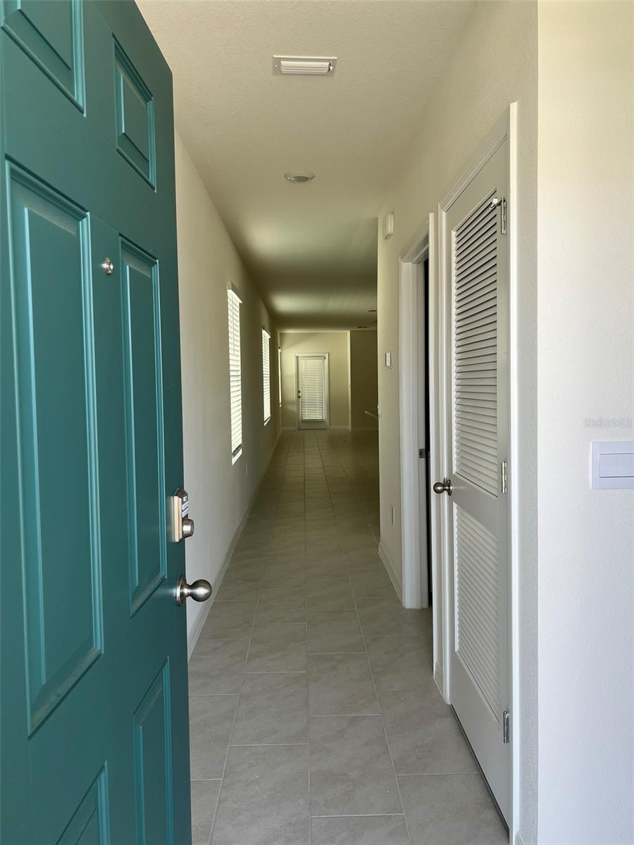 Image 4 of 27 For 1508 Ellesmere Avenue