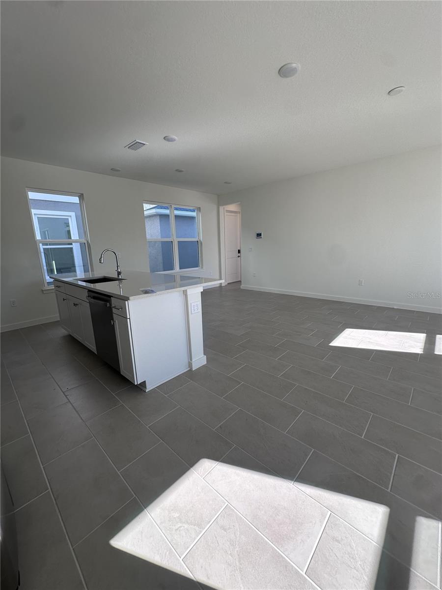 Image 10 of 63 For 2059 Iorio Street