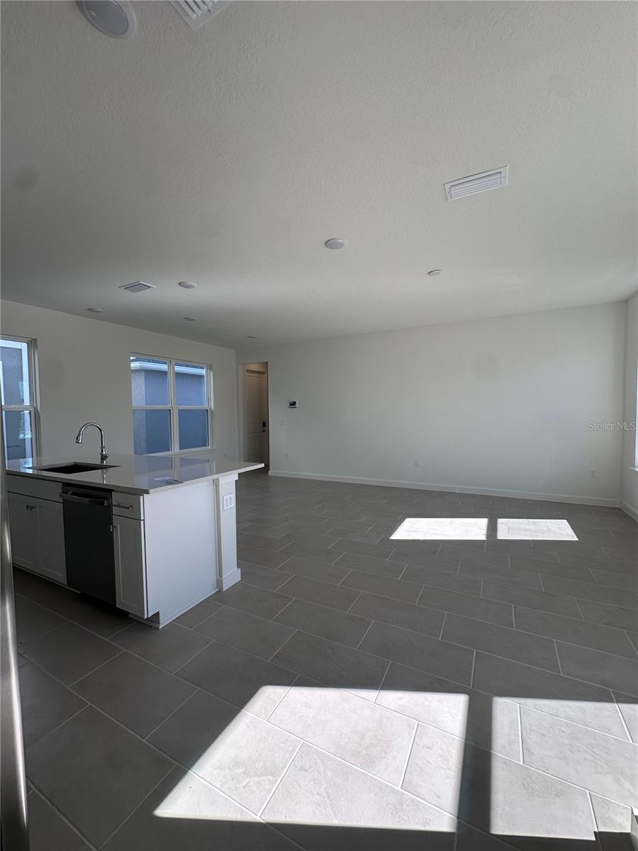 Image 20 of 63 For 2059 Iorio Street