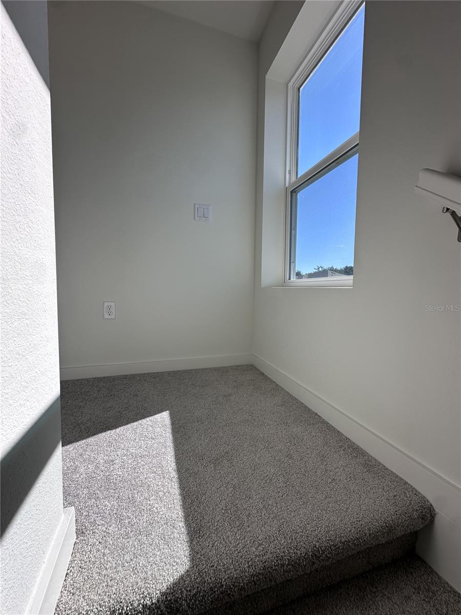 Image 31 of 63 For 2059 Iorio Street