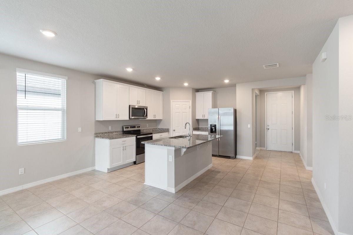 Image 12 of 27 For 280 Towns Circle