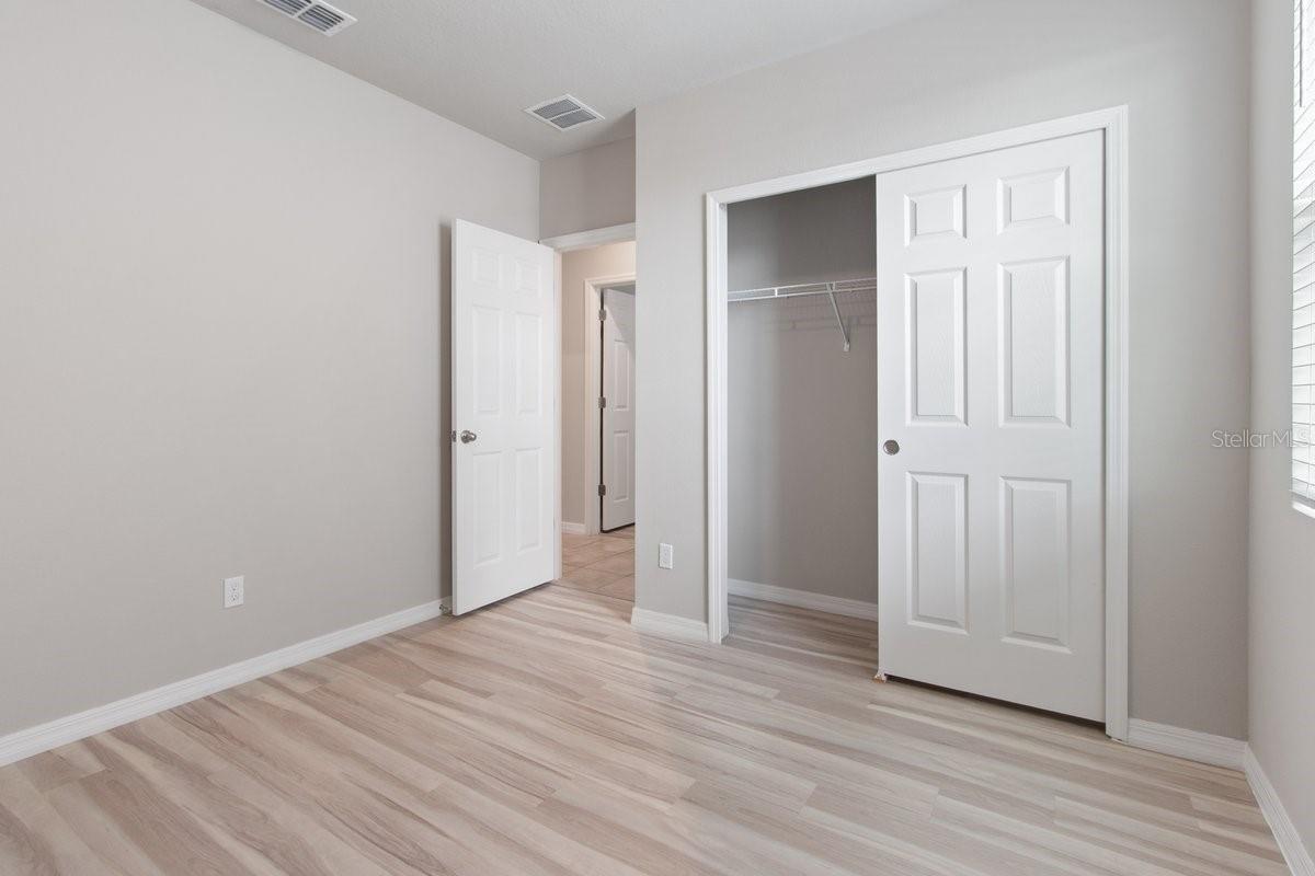 Image 21 of 27 For 280 Towns Circle