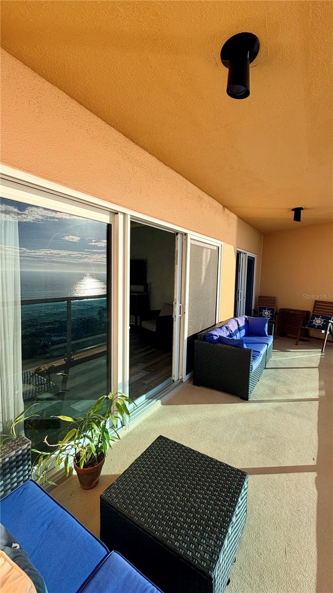 Image 26 of 62 For 880 Mandalay Avenue C501