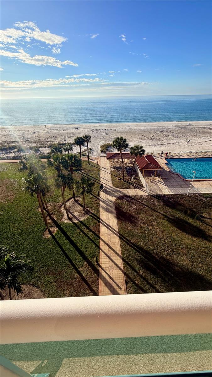 Image 28 of 62 For 880 Mandalay Avenue C501