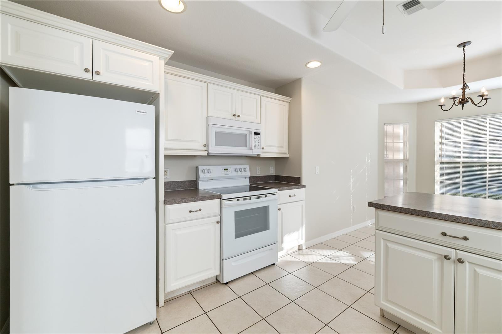 Image 12 of 39 For 3865 Osprey Pointe Circle