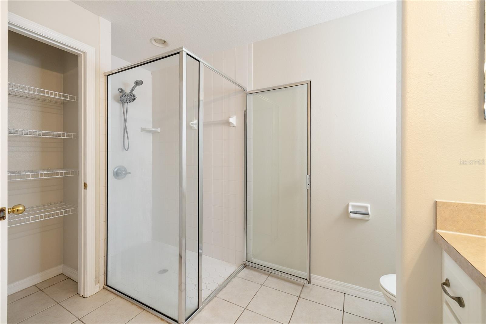 Image 19 of 39 For 3865 Osprey Pointe Circle