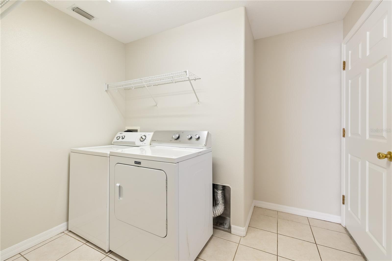 Image 26 of 39 For 3865 Osprey Pointe Circle