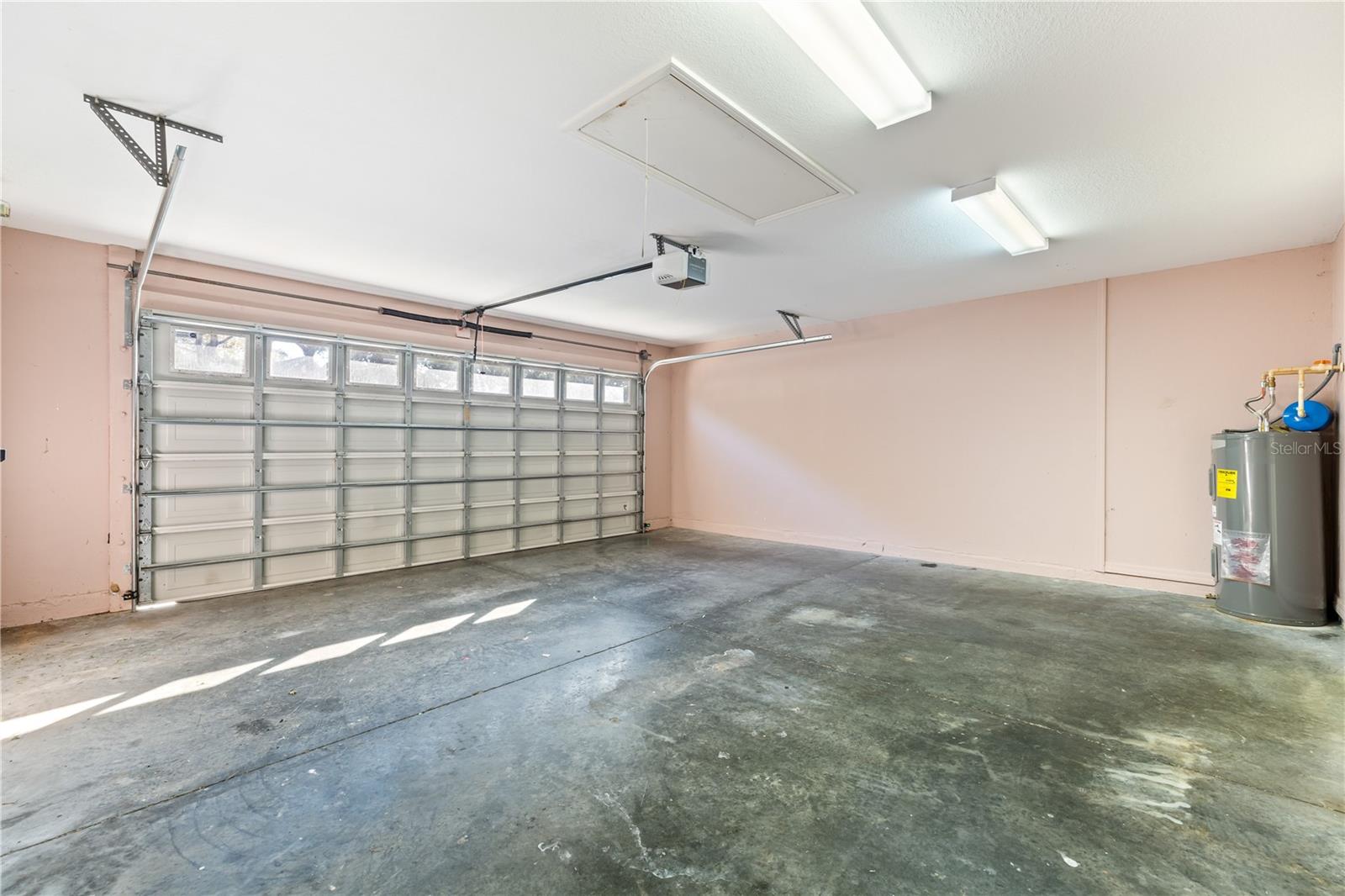 Image 30 of 39 For 3865 Osprey Pointe Circle