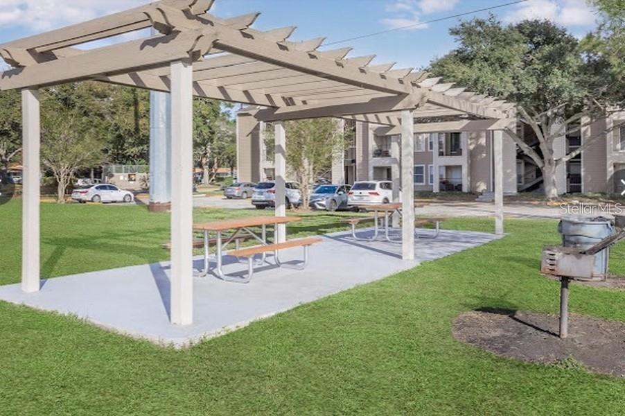 Image 4 of 11 For 4704 Walden Circle 15