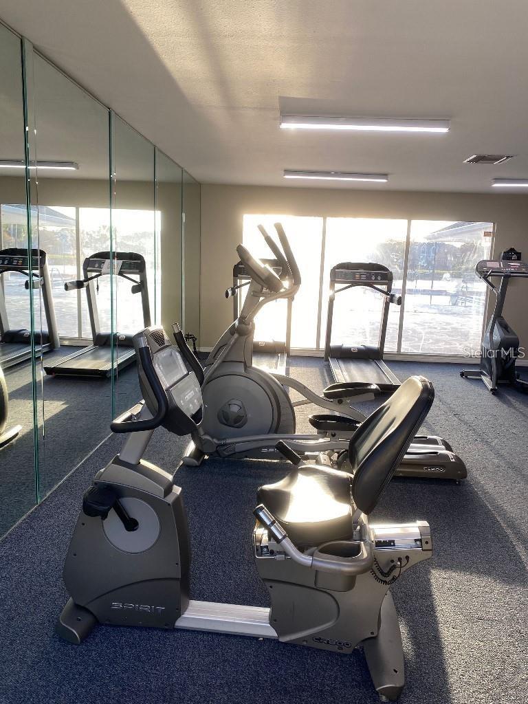 Image 9 of 11 For 4704 Walden Circle 15