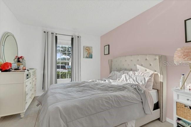 Image 11 of 32 For 14675 Laguna Beach Circle