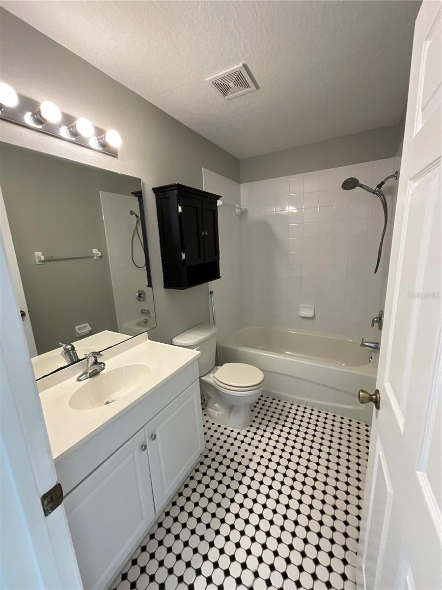 Image 11 of 18 For 260 Grouper Court