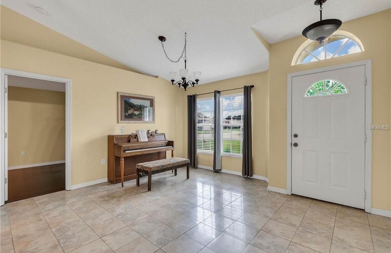 Image 3 of 17 For 4215 Red Bird Avenue