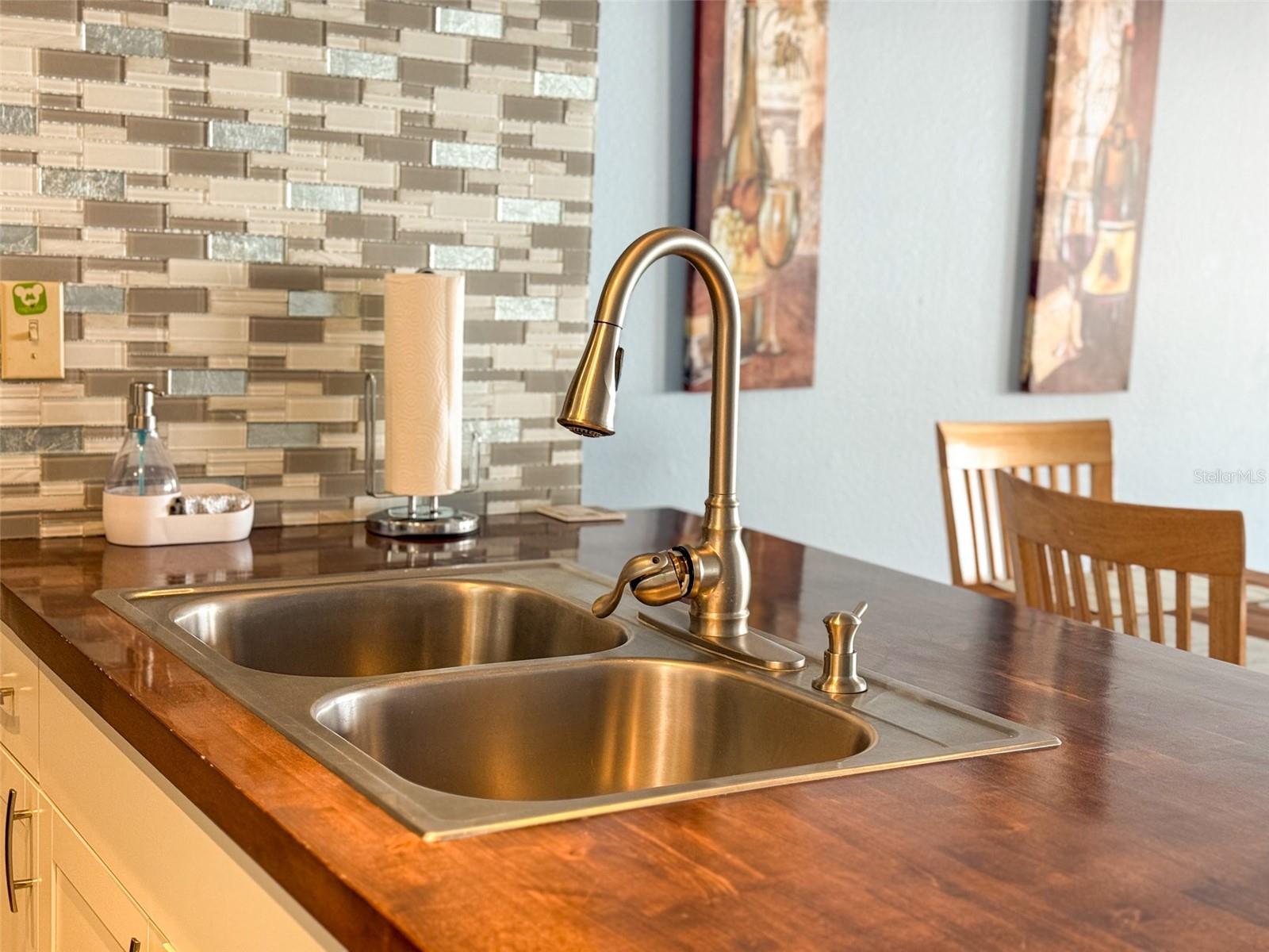 Image 13 of 40 For 2731 Poinciana Boulevard 105