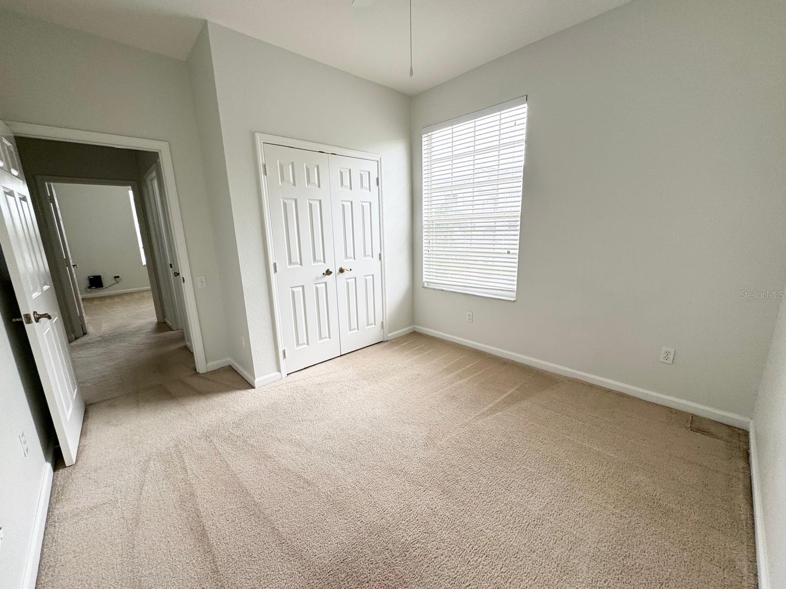 Image 11 of 35 For 8101 Coconut Palm Way 205