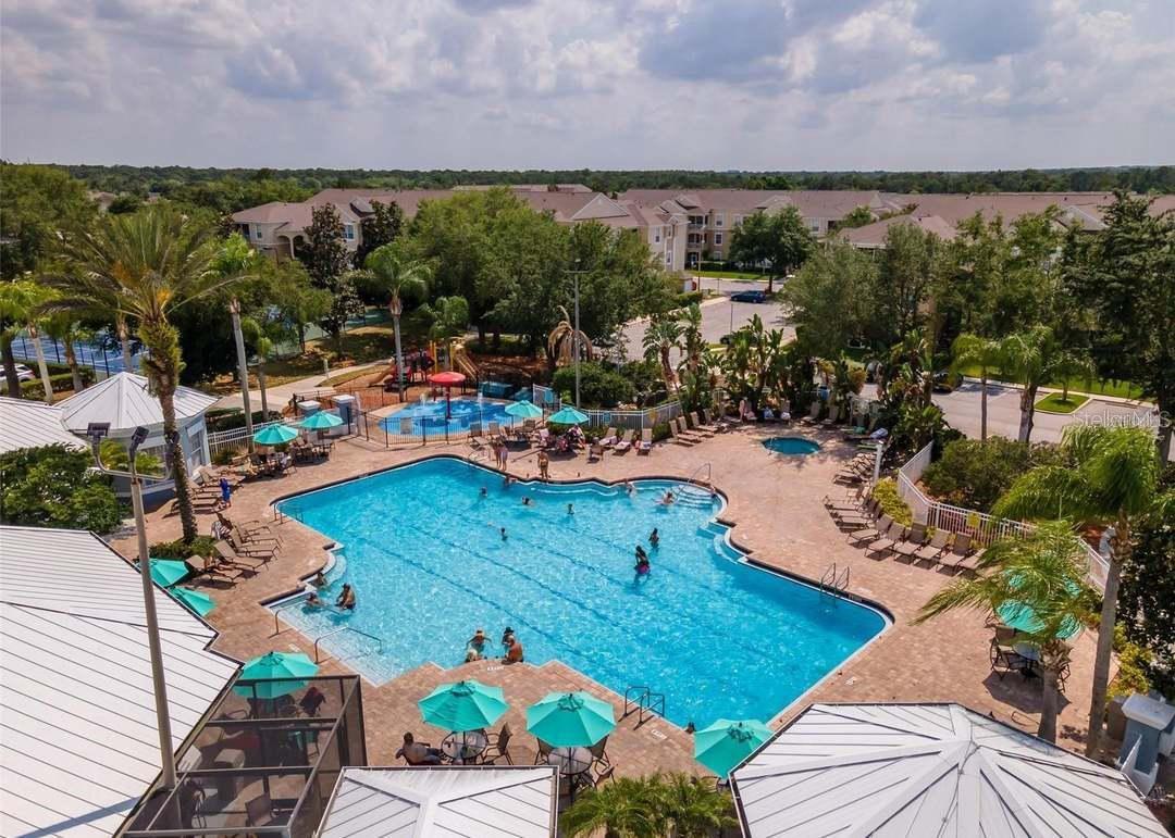 Image 22 of 35 For 8101 Coconut Palm Way 205