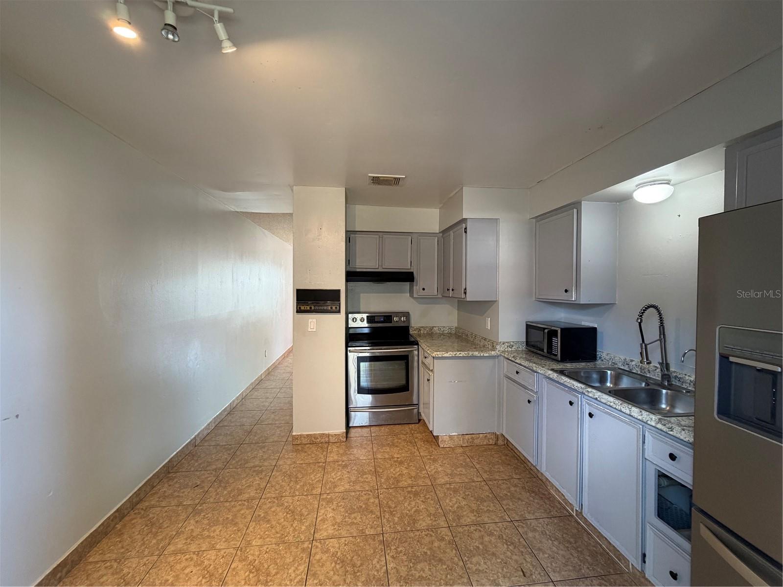 Image 4 of 12 For 84 Marbrisa Way