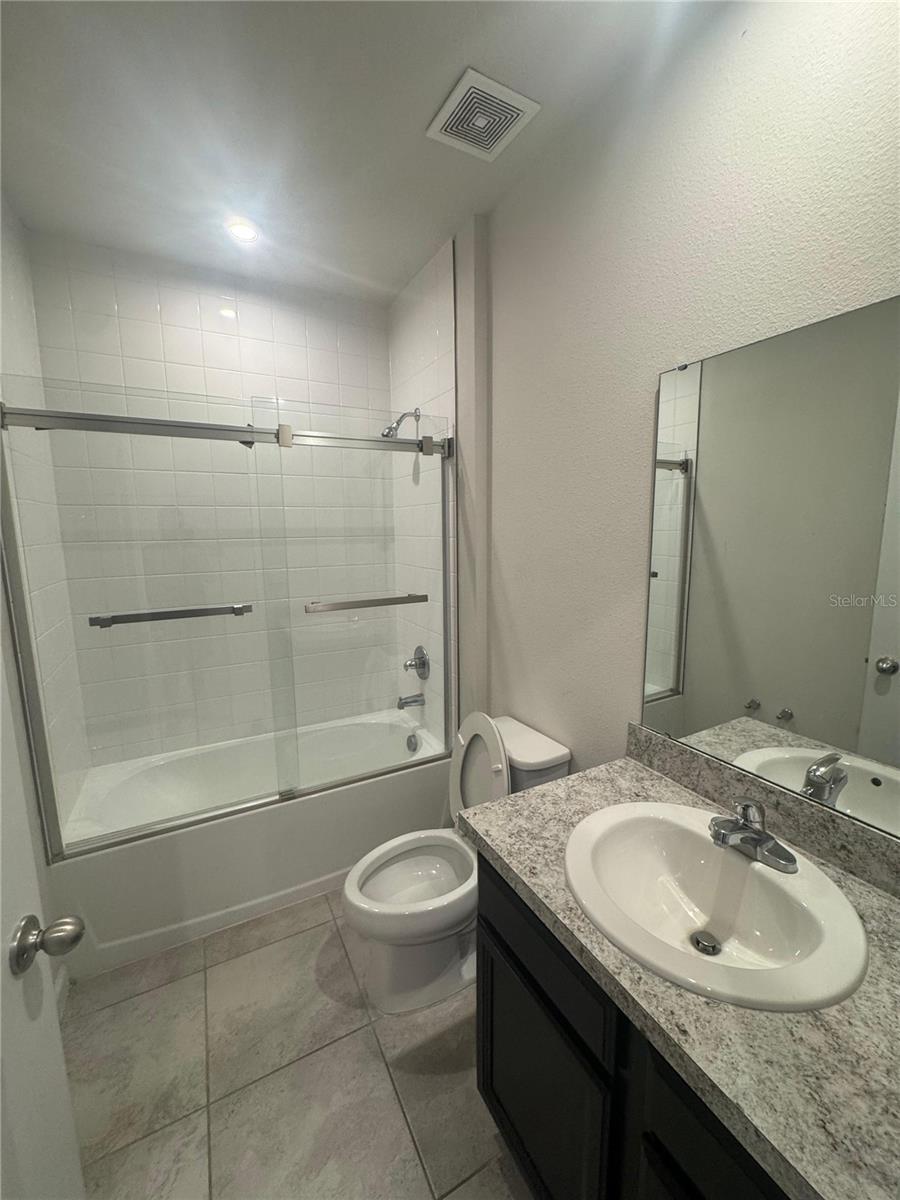 Image 20 of 21 For 1666 Ambar Court