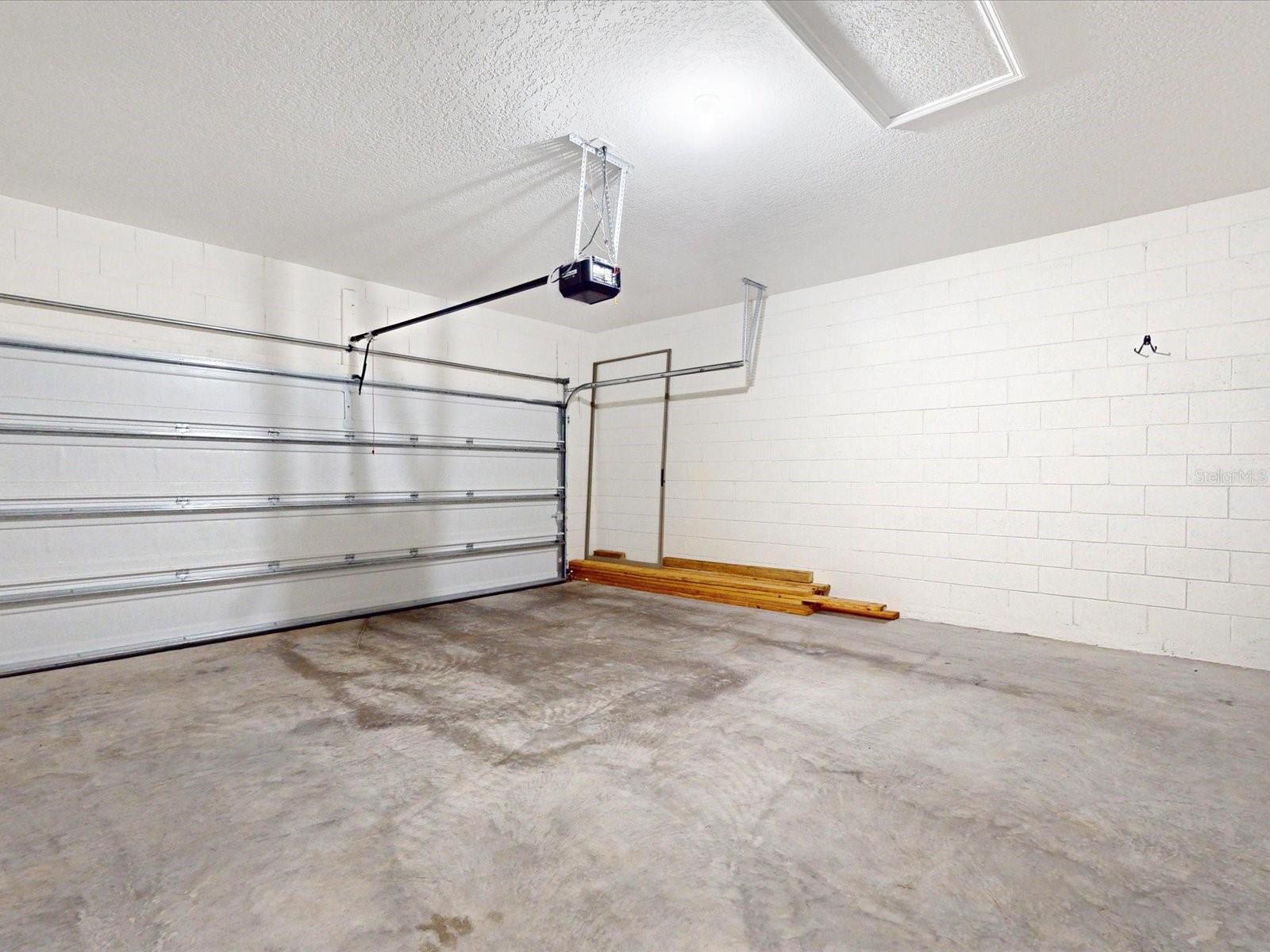 Image 27 of 42 For 16067 Scarpetta Street