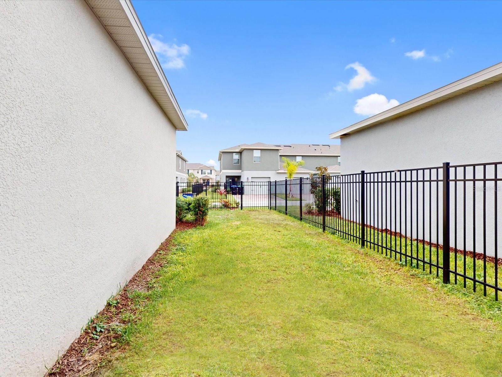 Image 29 of 42 For 16067 Scarpetta Street