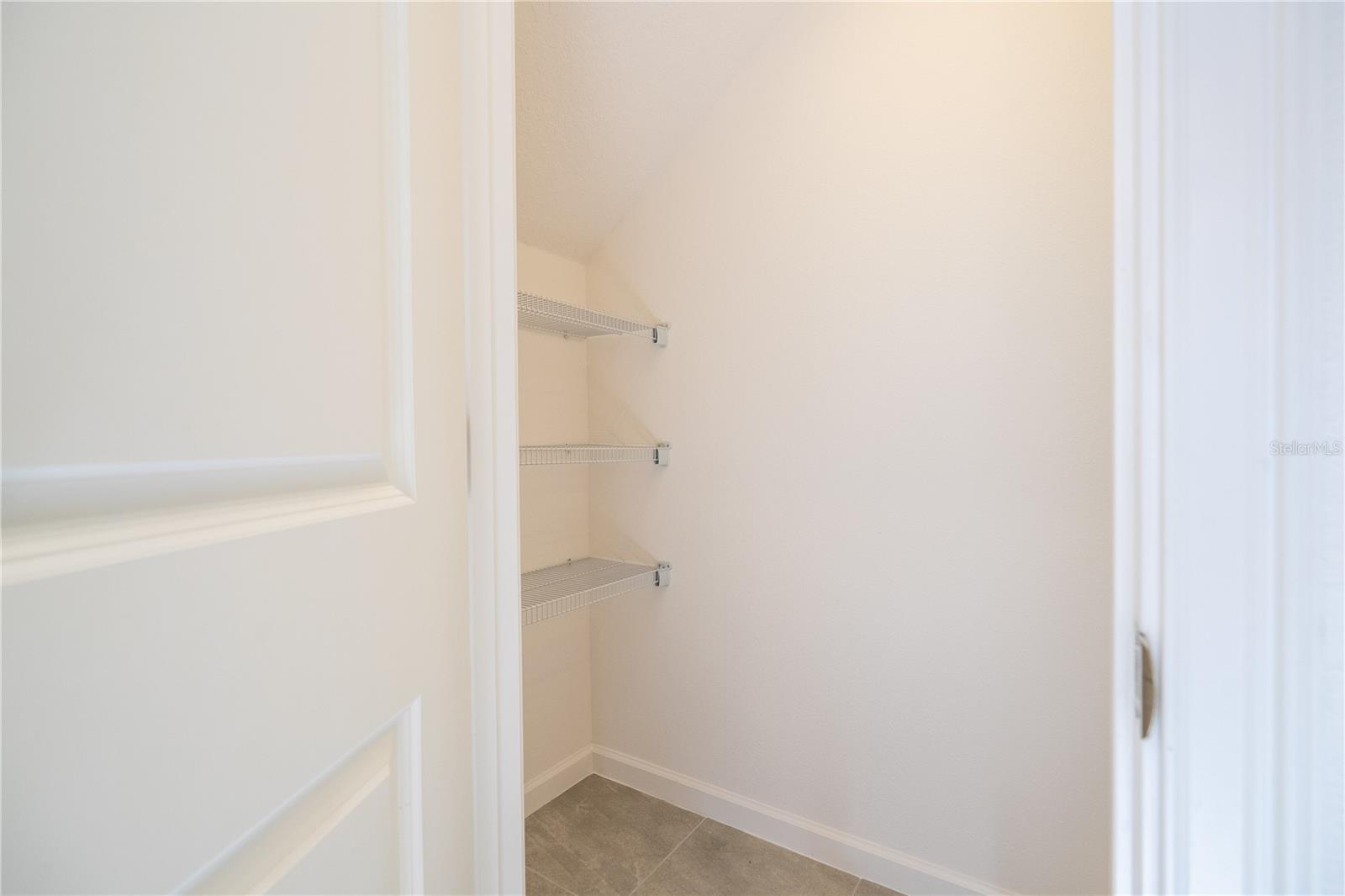 Image 18 of 85 For 10592 Ebb Tide Lane