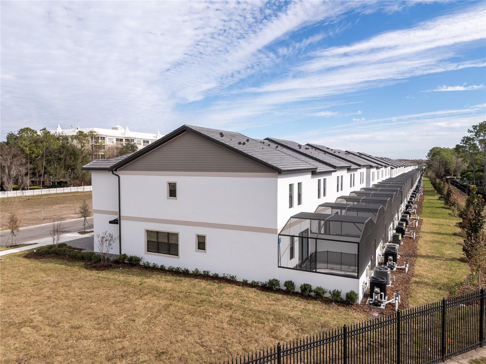 Image 4 of 85 For 10592 Ebb Tide Lane