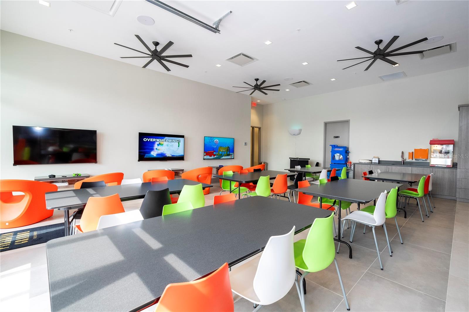 Image 77 of 85 For 10592 Ebb Tide Lane