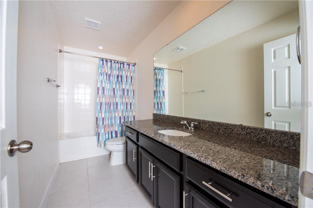 Image 32 of 35 For 2400 Avian Loop