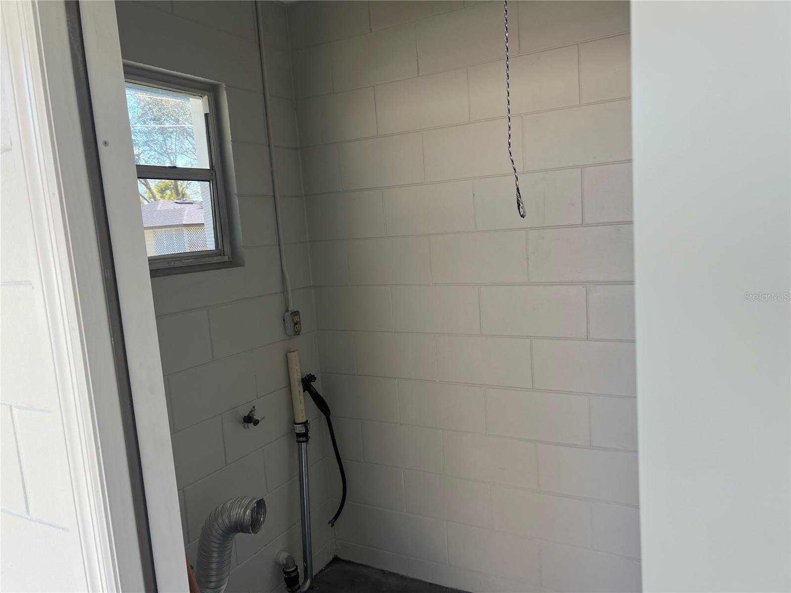 Image 13 of 16 For 135 Dairy Road 133