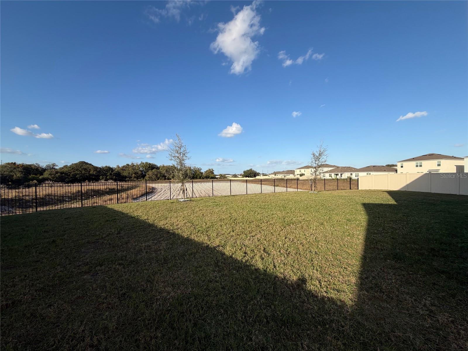 Image 19 of 20 For 929 Ambleside Drive