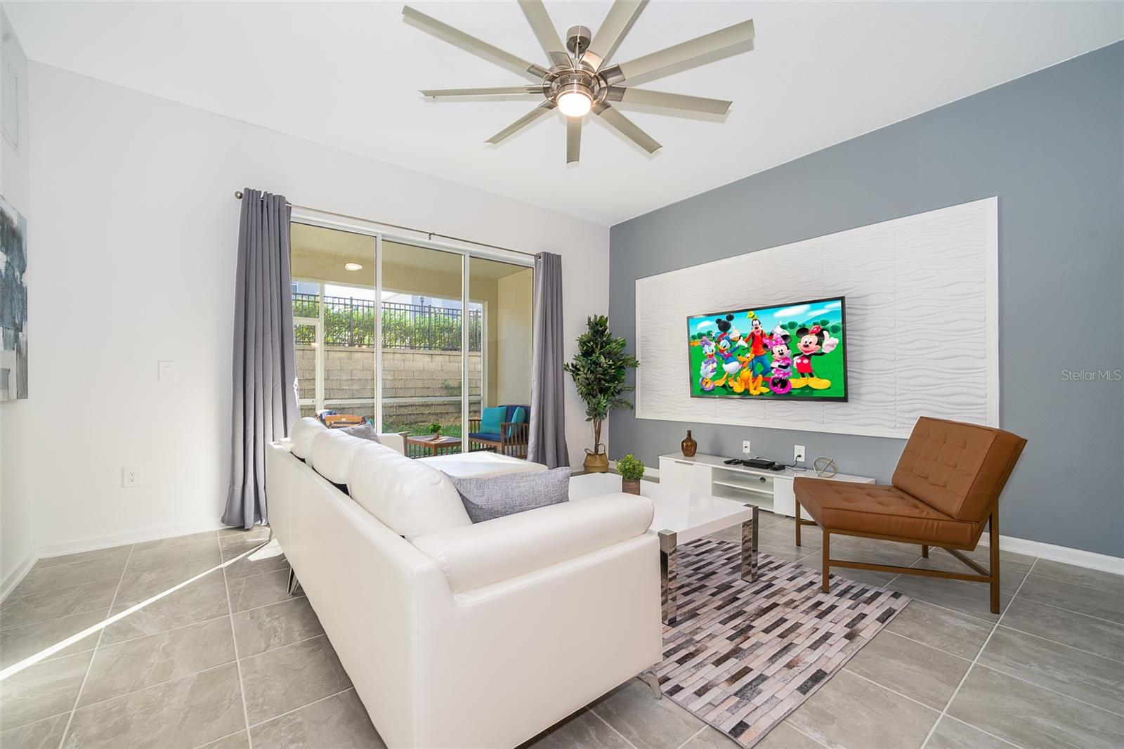 Image 10 of 31 For 8889 Cabot Cliffs Drive 101