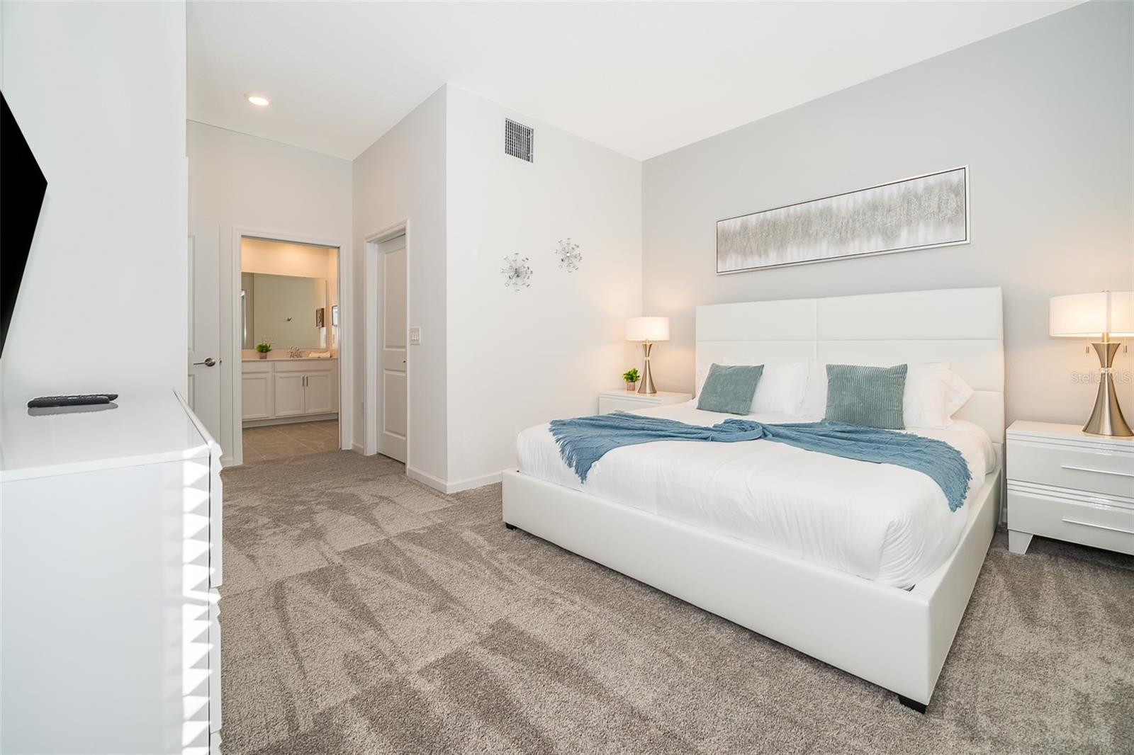 Image 4 of 31 For 8889 Cabot Cliffs Drive 101