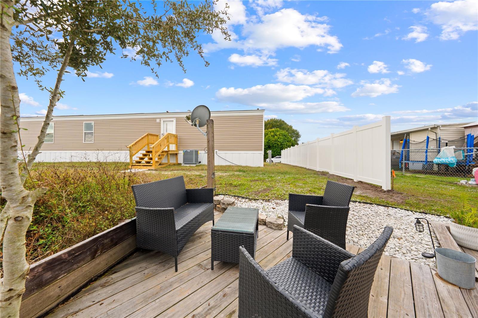 Image 32 of 38 For 411 Lagoon Court