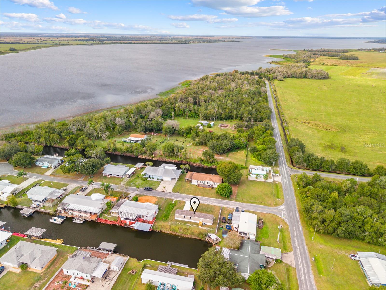 Image 37 of 38 For 411 Lagoon Court