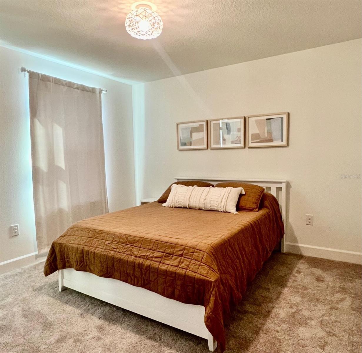 Image 4 of 11 For 2791 Meadow Stream Way