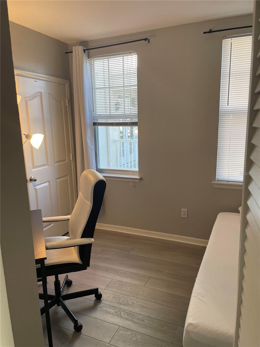 Image 13 of 17 For 770 Siena Palm Drive 201