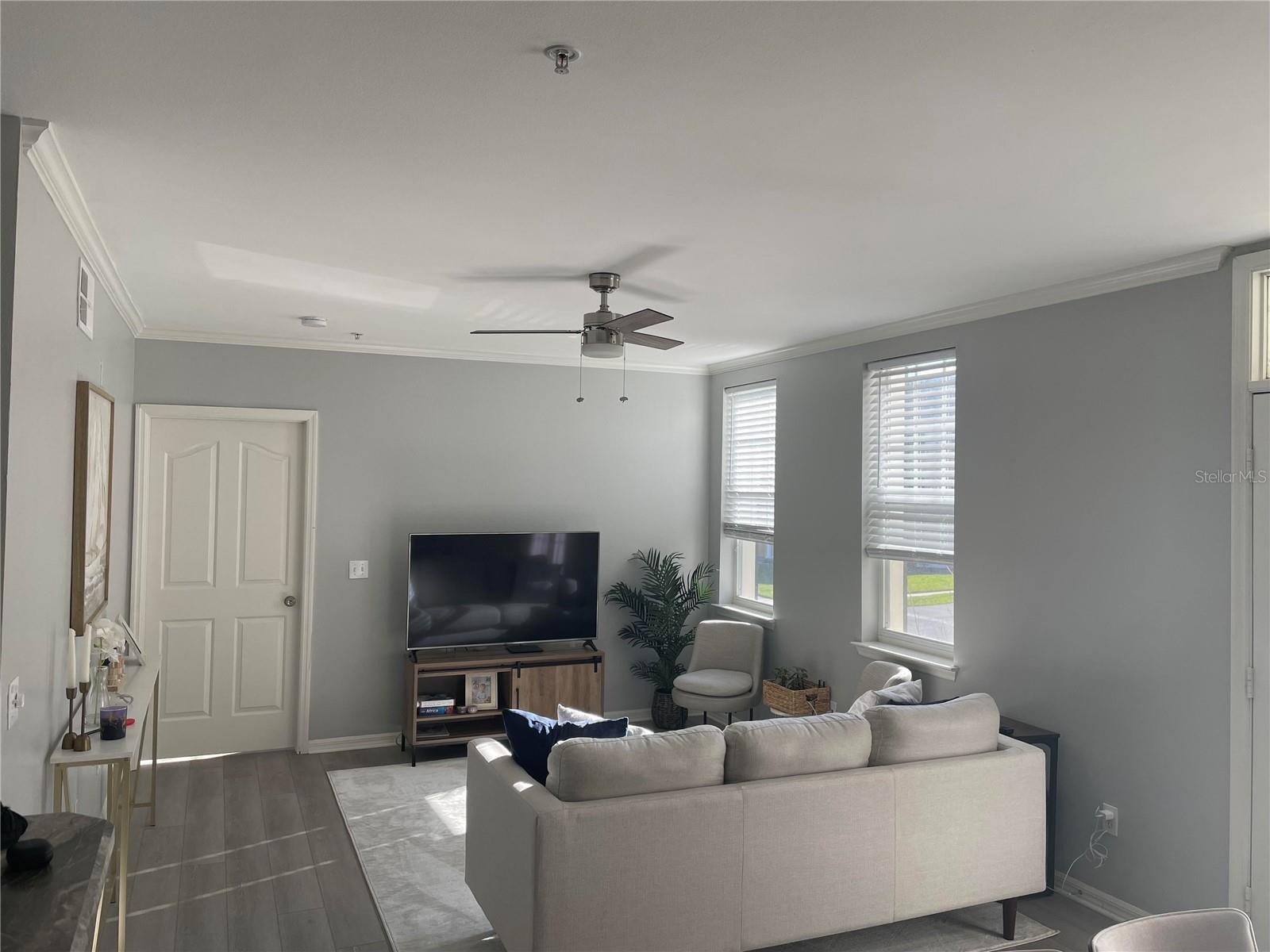 Image 7 of 17 For 770 Siena Palm Drive 201