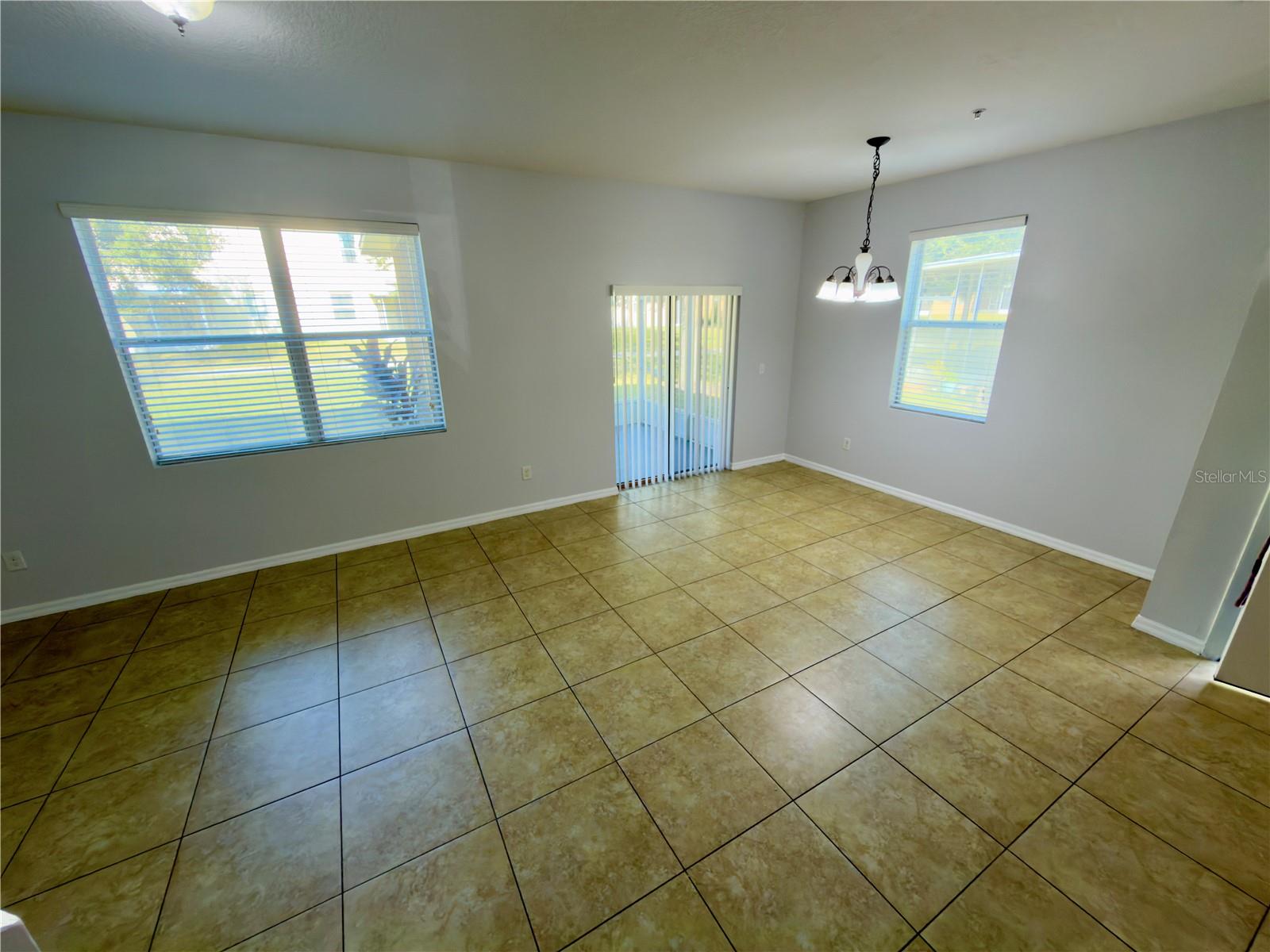 Image 6 of 15 For 15651 Boggy Oak Circle