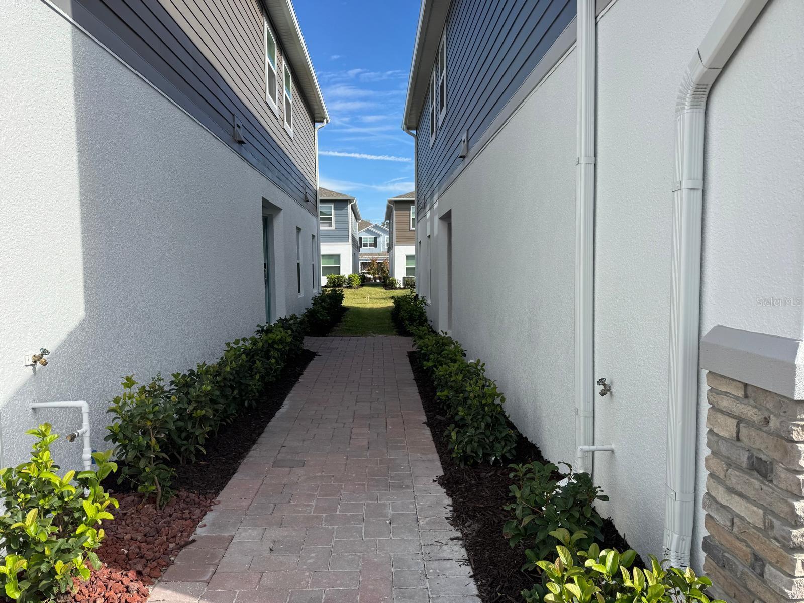 Image 24 of 27 For 5069 Prairie Preserve Run