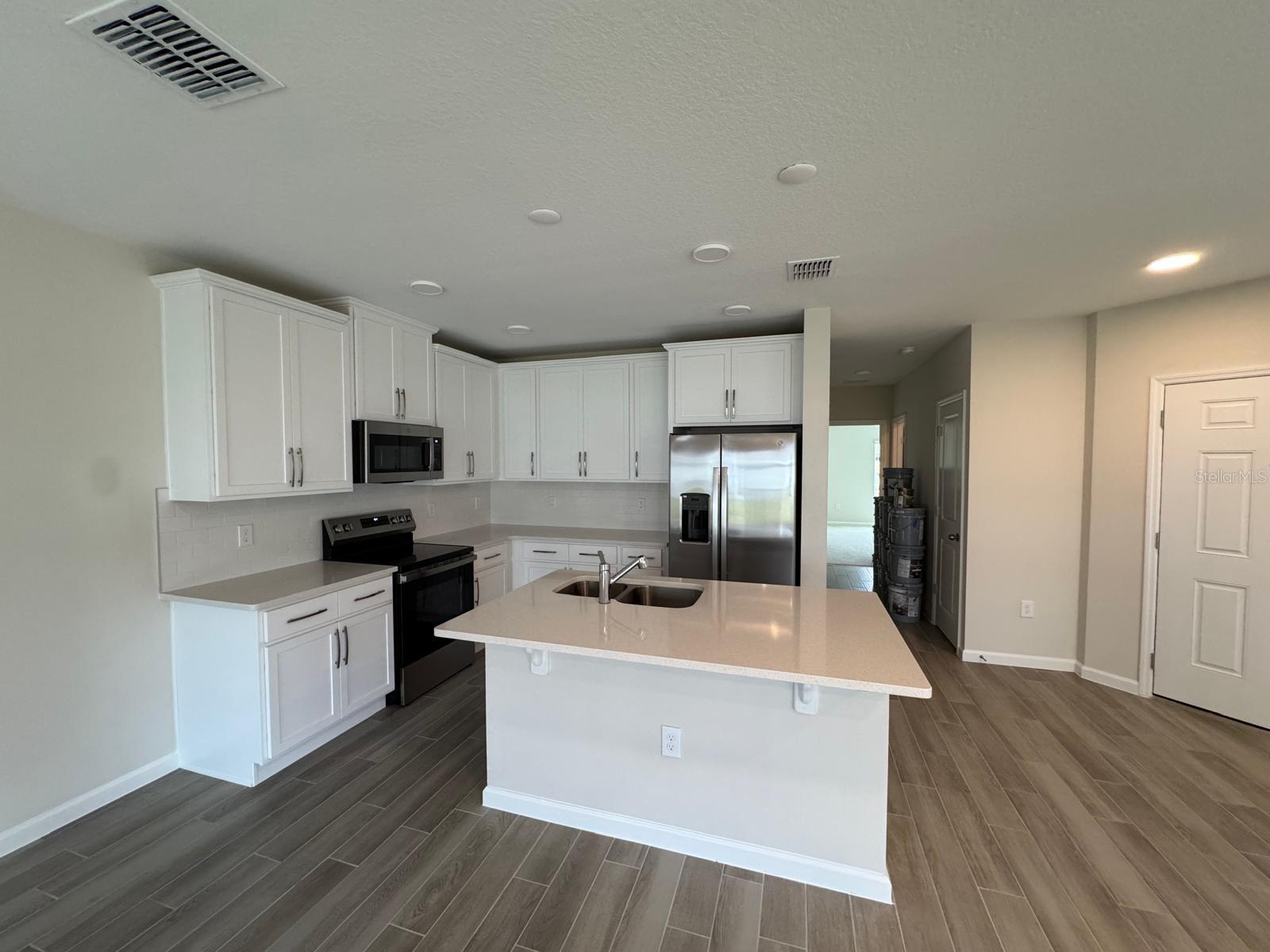 Image 3 of 27 For 5069 Prairie Preserve Run